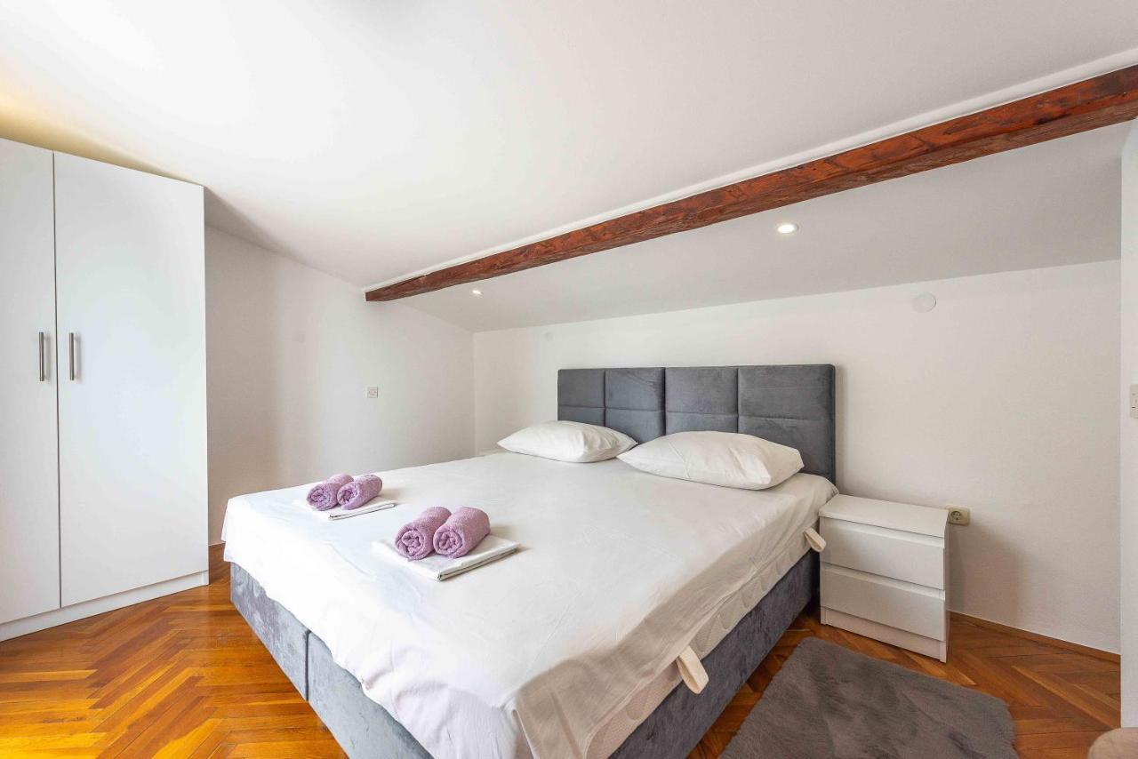 Apartmani Tatjana Новалья Экстерьер фото