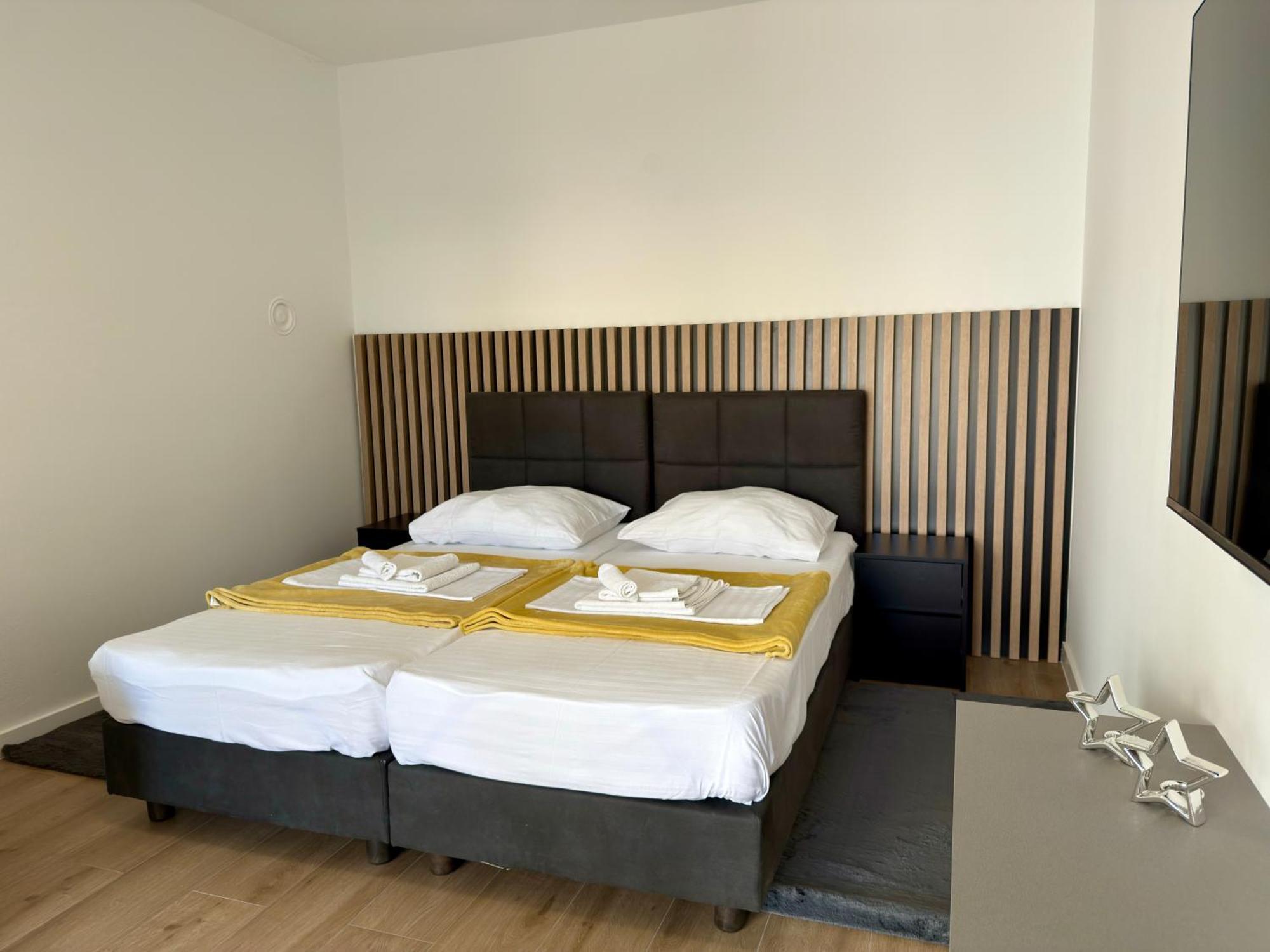 Apartmani Tatjana Новалья Экстерьер фото