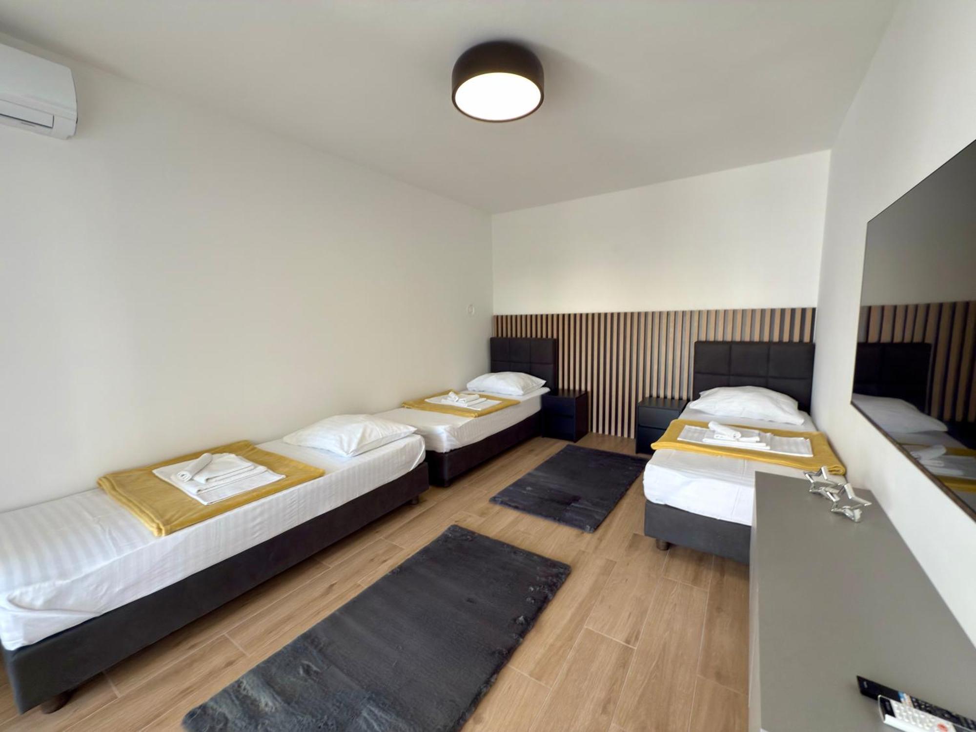 Apartmani Tatjana Новалья Экстерьер фото